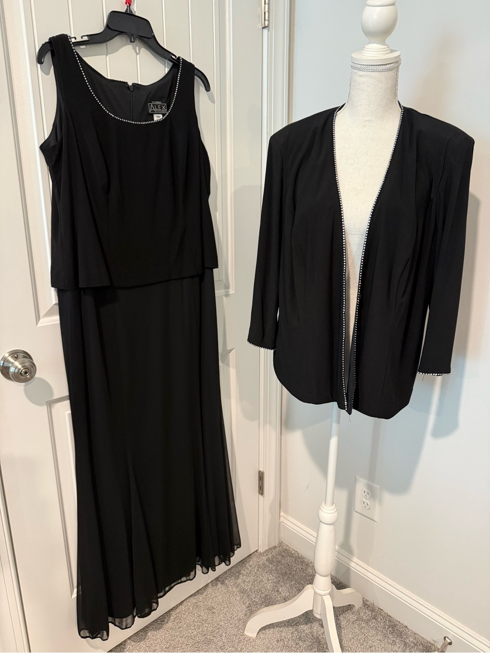 Alex Evenings Black 2 Piece Maxi Evening Dress with Jacket
